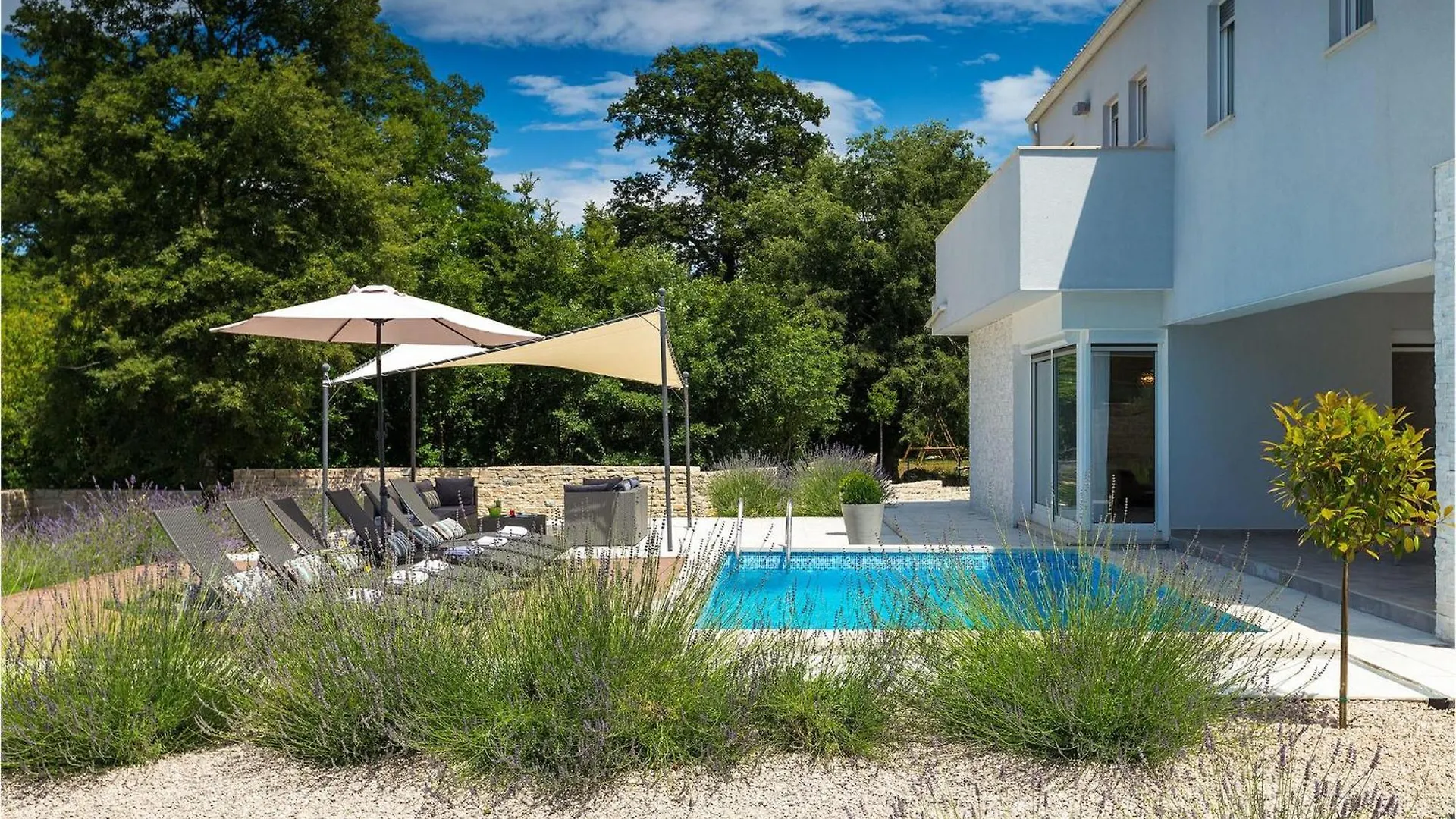 펜션 Villa Tireli Kršan