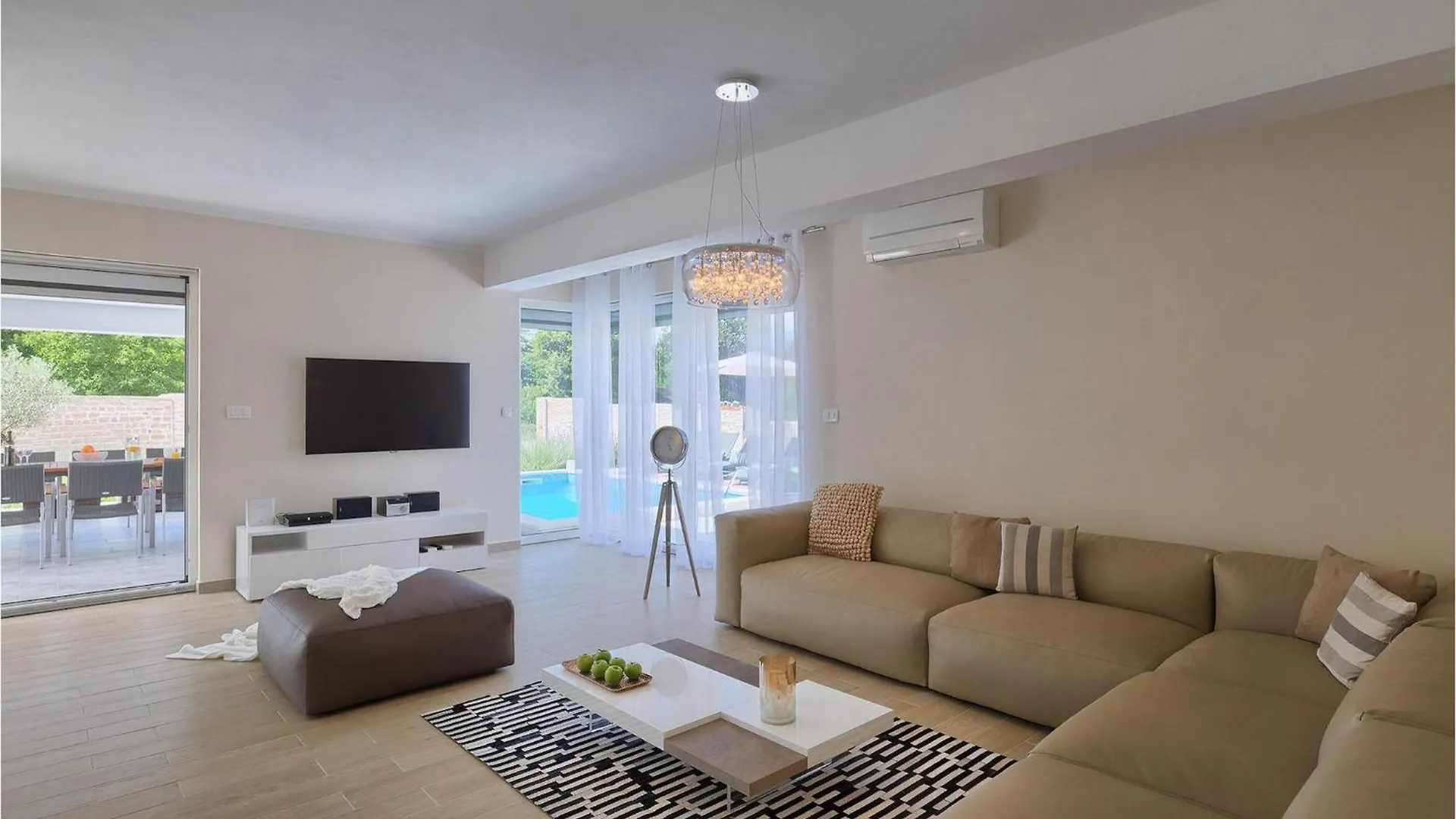 Villa Tireli Krsan 0*,  Хорватия